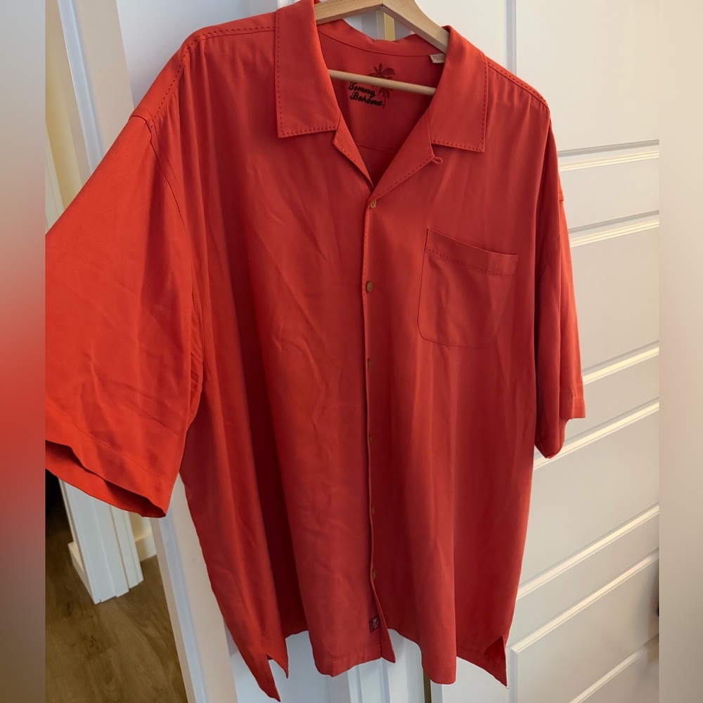 Tommy Bahama Coral Short Sleeve Button Down 100% Silk XXLT